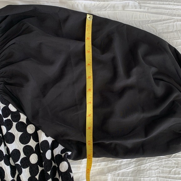 CATO Women’s‎ Top Off Shoulder Blk/Wht Daisy Peasant Balloon 3/4 Sleeves 18/20W - Picture 14 of 16